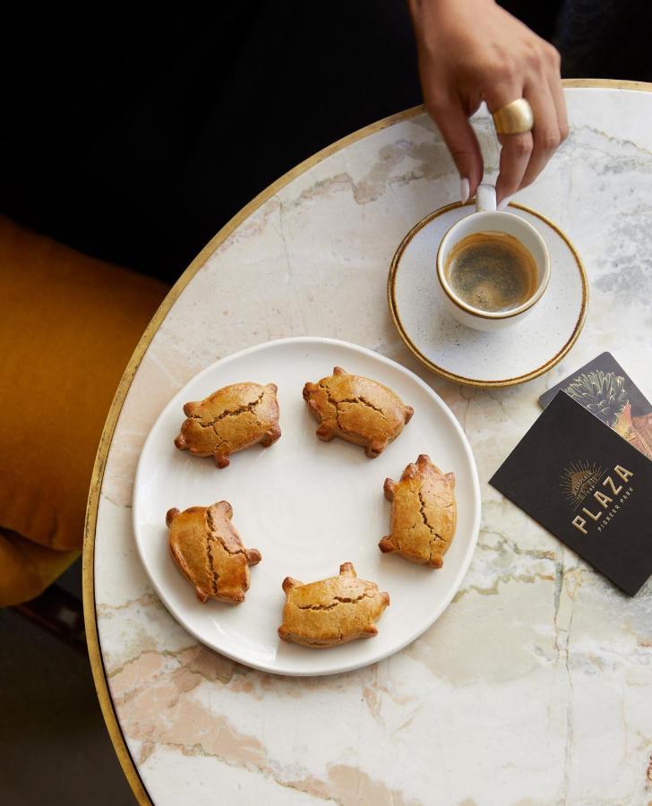 先锋公园广场酒店 艾爾帕索 外观 照片 Coffee and pastry at Plaza