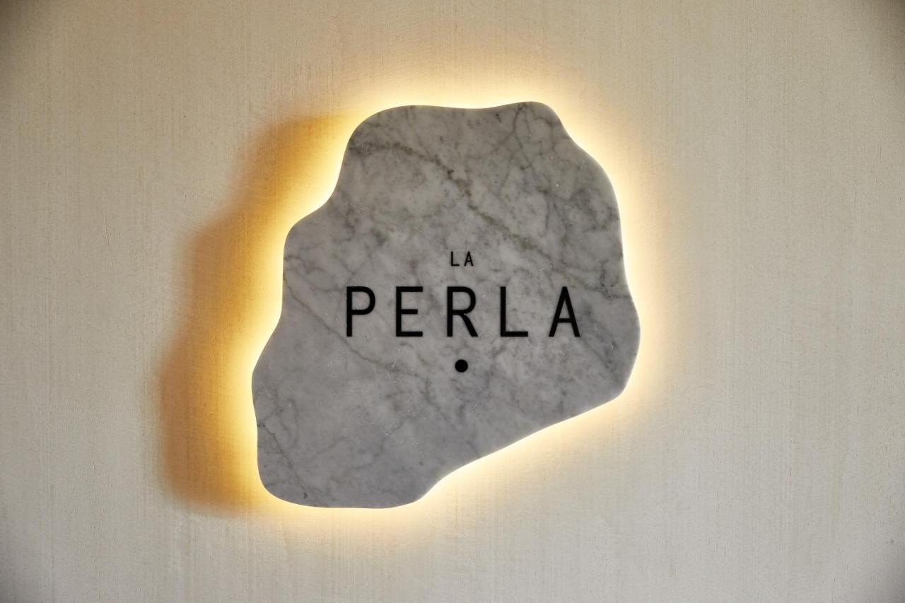 先锋公园广场酒店 艾爾帕索 外观 照片 La Perla logo